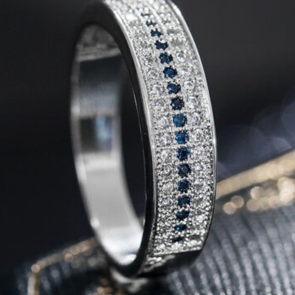 New 925 Sterling silver round shape blue sapphire Ring - Picture 3 of 9